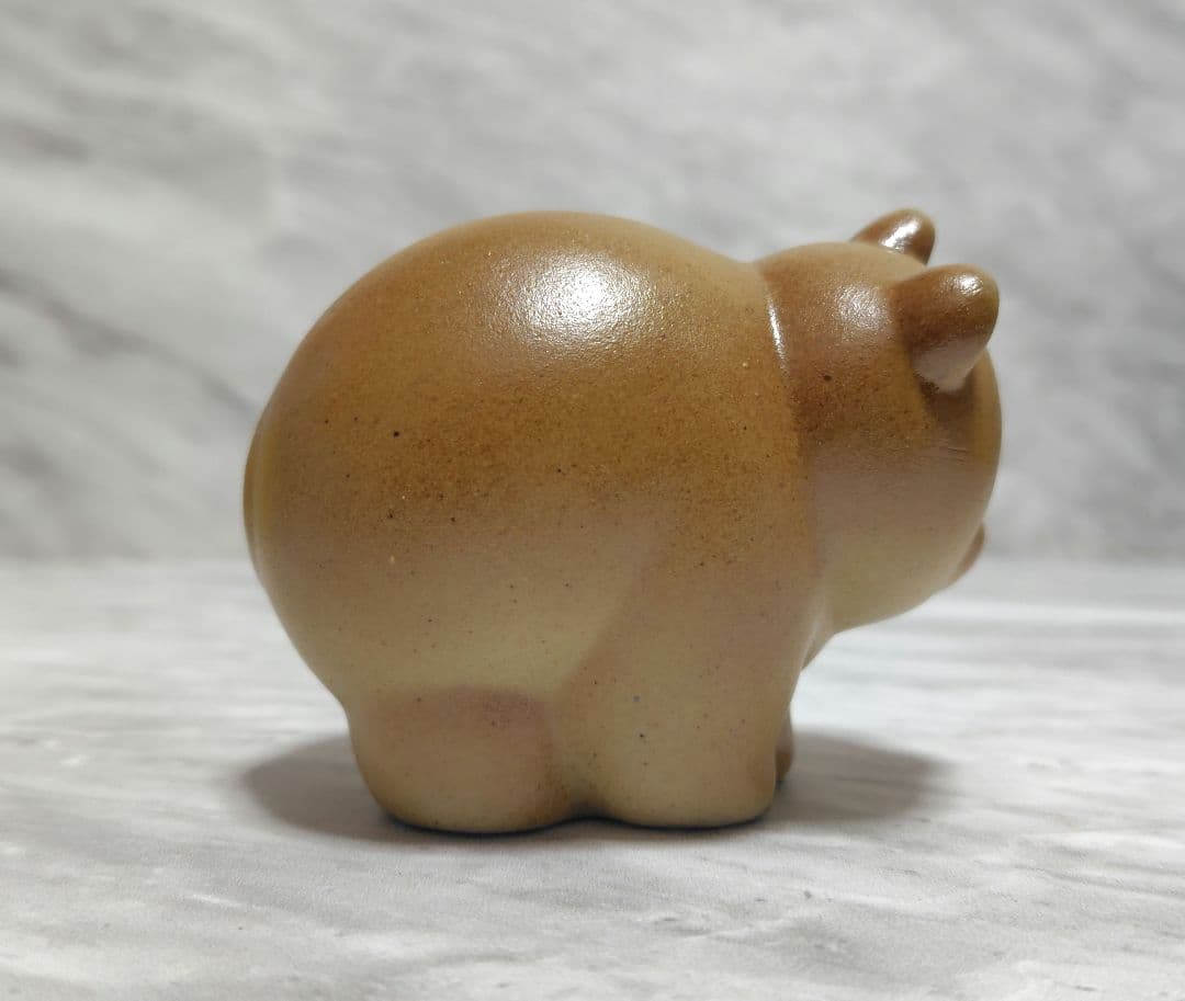 リサラーソン　くまもとのくま　益子焼き