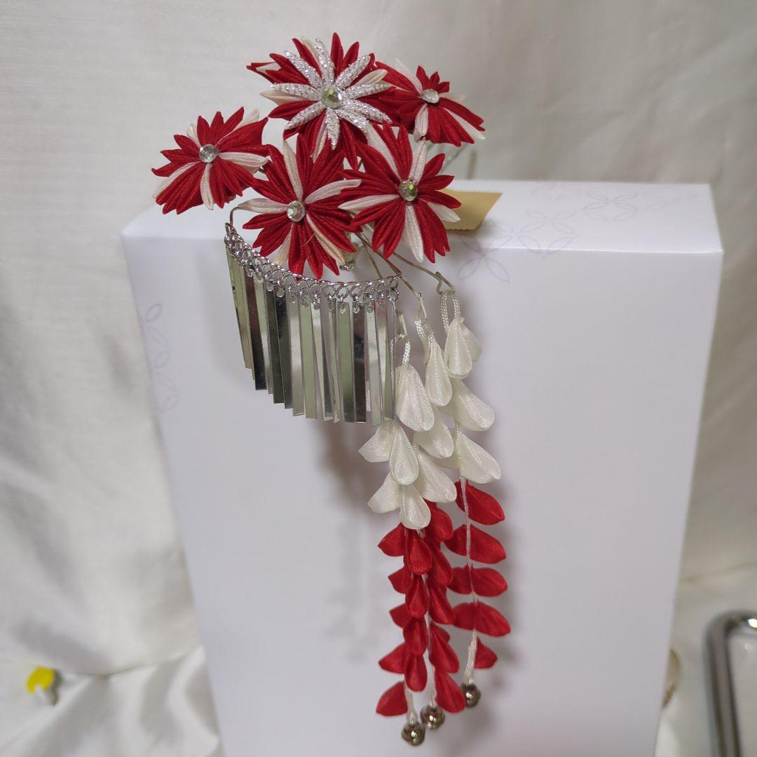 七五三　７歳用 昭和レトロ　鮮やか着物　小物一式付き