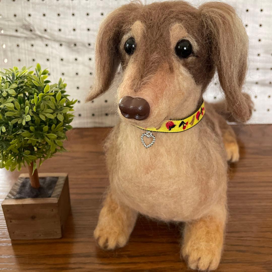 羊毛フェルト　ミニチュアシュナウザー　リース２点 ダックスちゃん