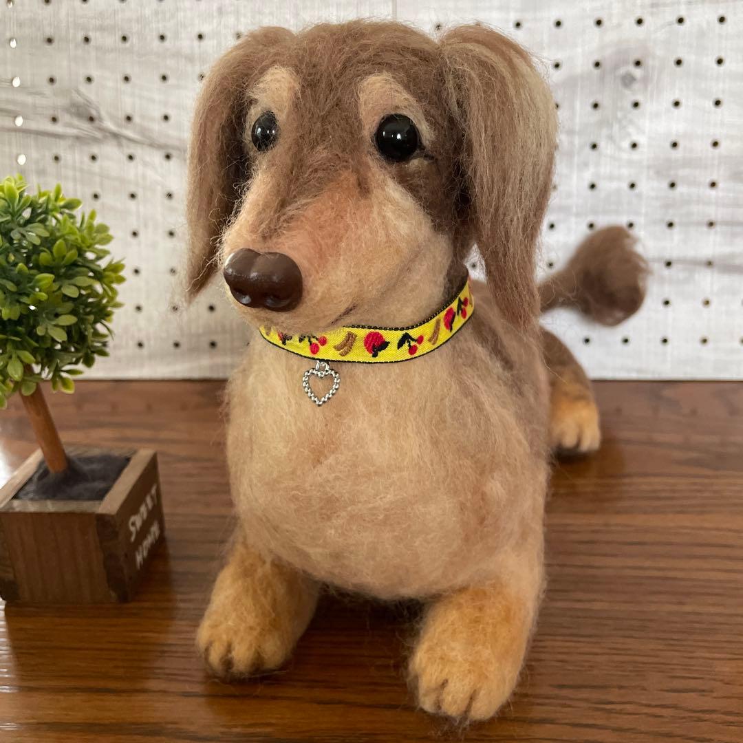 羊毛フェルト　ミニチュアシュナウザー　リース２点 ダックスちゃん