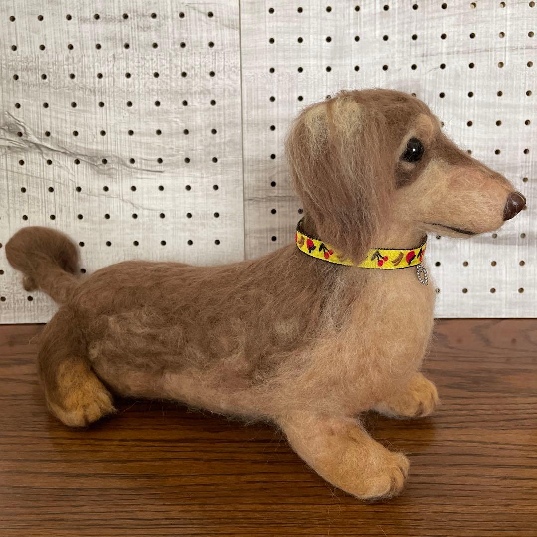 羊毛フェルト　ミニチュアシュナウザー　リース２点 ダックスちゃん