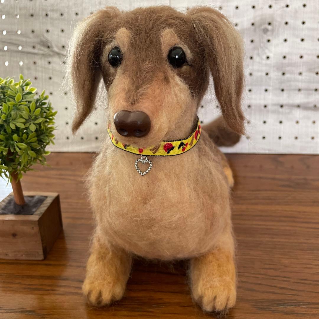 羊毛フェルト　ミニチュアシュナウザー　リース２点 ダックスちゃん