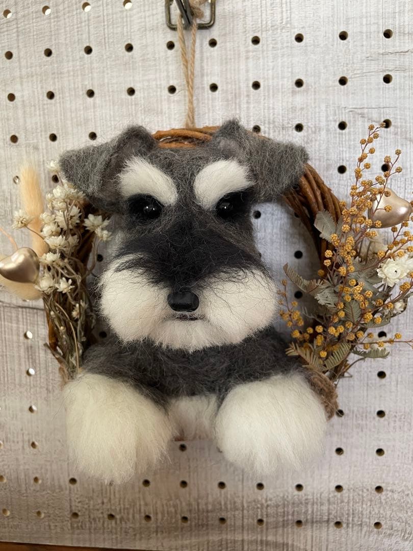 羊毛フェルト　ミニチュアシュナウザー　リース２点 ダックスちゃん