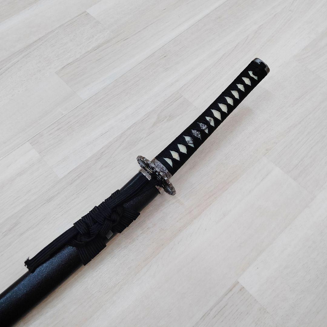 現役殺陣師おすすめ】竹光模造刀・黒石目 - メルカリ