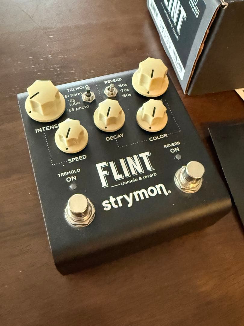 strymon FLINT トレモロ & リバーブ V2 超美品！