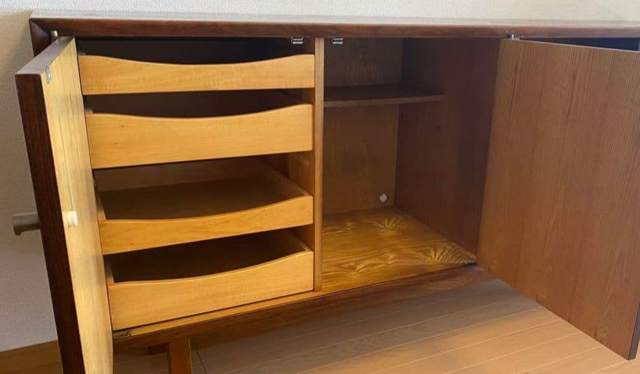 ヴィンテージ　サイドボード　ローズウッド　北欧　アンティーク　家具