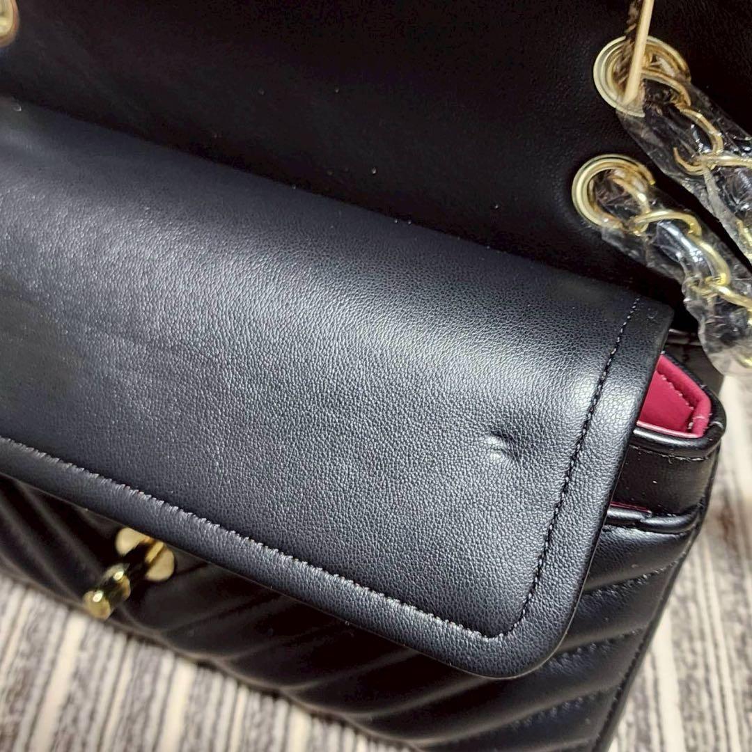 りえころ　シャネル　ショルダーバッグ　ポーチ　チェーン　ノベルティ