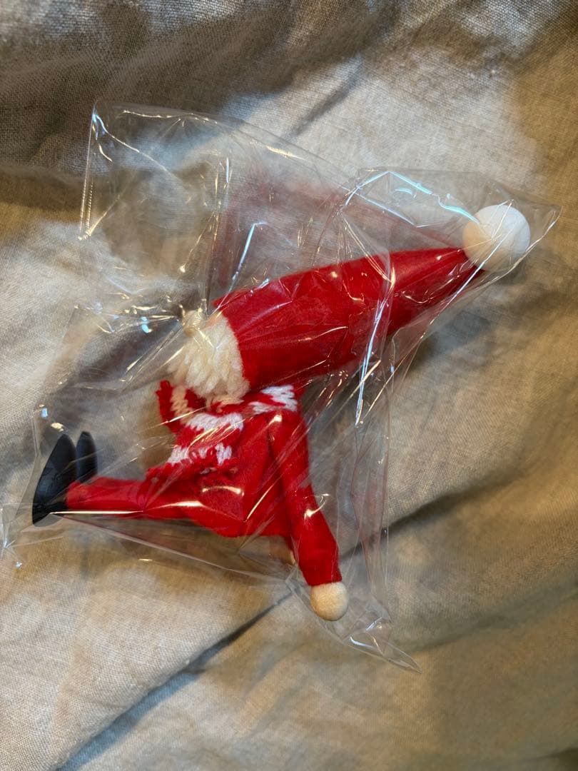 ノルディカニッセ　2025 星を見上げるサンタと星を見上げる男の子2点