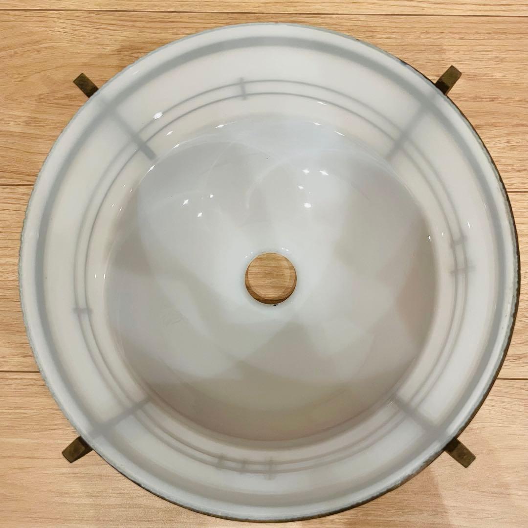 昭和レトロ 中ぶり 乳白ガラス 木枠 天井照明 電傘 電笠 2