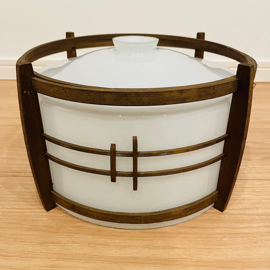 昭和レトロ 中ぶり 乳白ガラス 木枠 天井照明 電傘 電笠 2