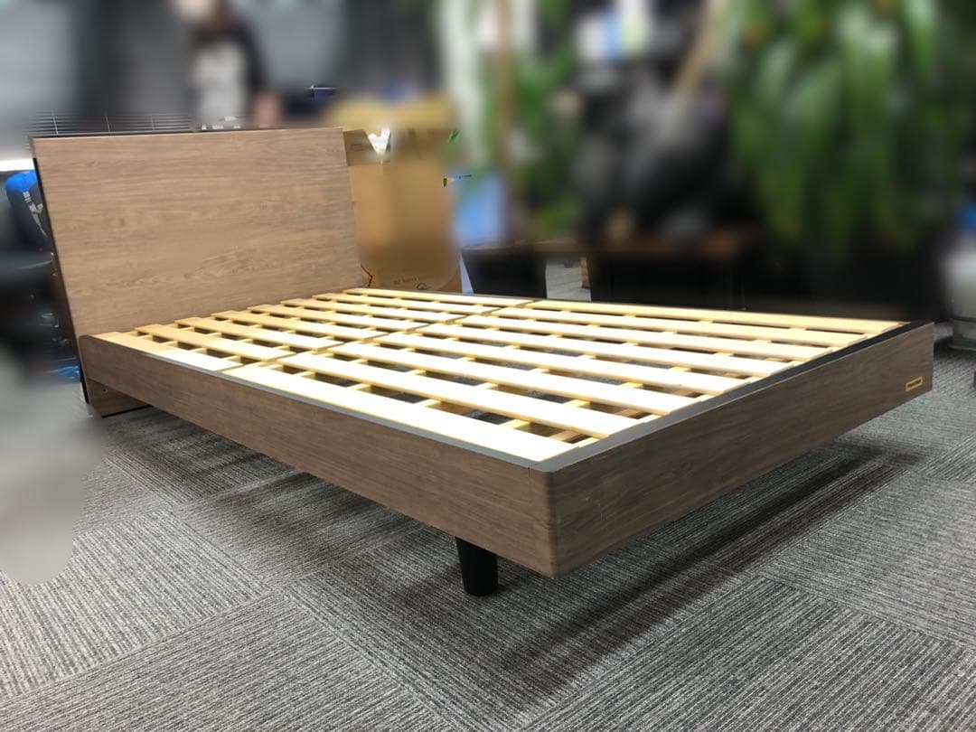 【美品】FranceBed スリムの脚付きベッド S