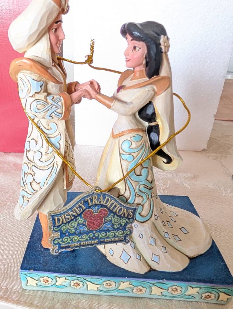 エネスコ ジャスミン＆ アラジン ロイヤルウェディング フィギュア　ジムショア