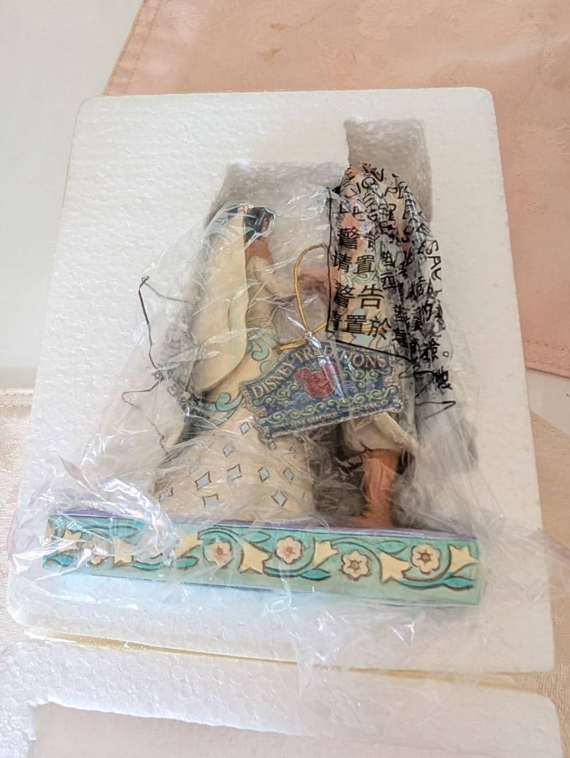 エネスコ ジャスミン＆ アラジン ロイヤルウェディング フィギュア　ジムショア