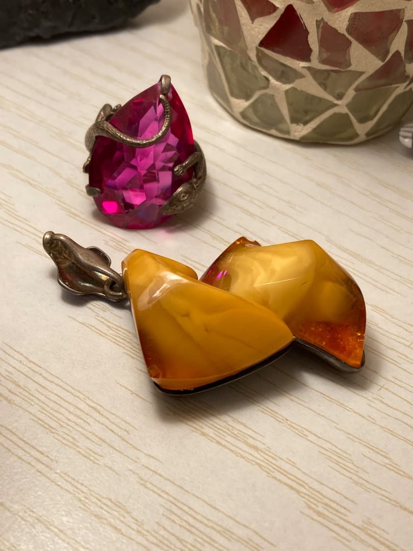 刻印 大型 ロイヤルアンバー デザイン ペンダント トップ