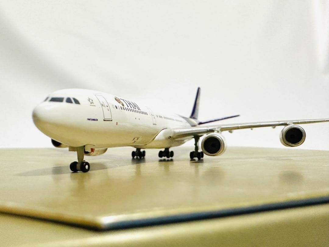 Gemini 1/400 タイ航空 A340-500 - メルカリ