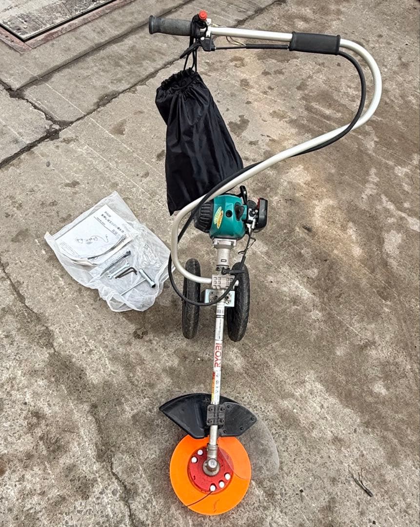 RYOBI リョービ 手押し式エンジン草刈機 HEKM-220