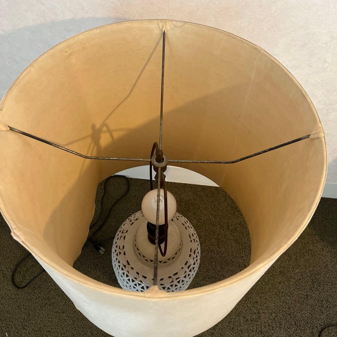 アンティークランプ　陶器　１つ