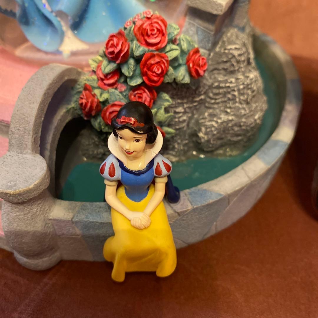 ディズニープリンセス　スノードーム　ビックサイズ　31センチ