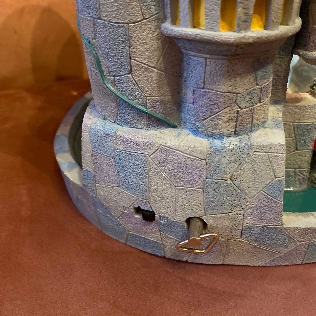 ディズニープリンセス　スノードーム　ビックサイズ　31センチ