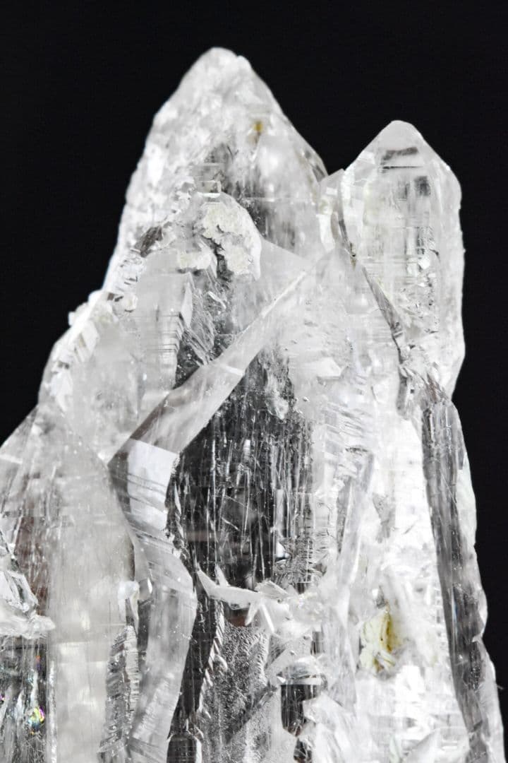 パキスタンスカルドゥ産 トレモライトインクォーツDT