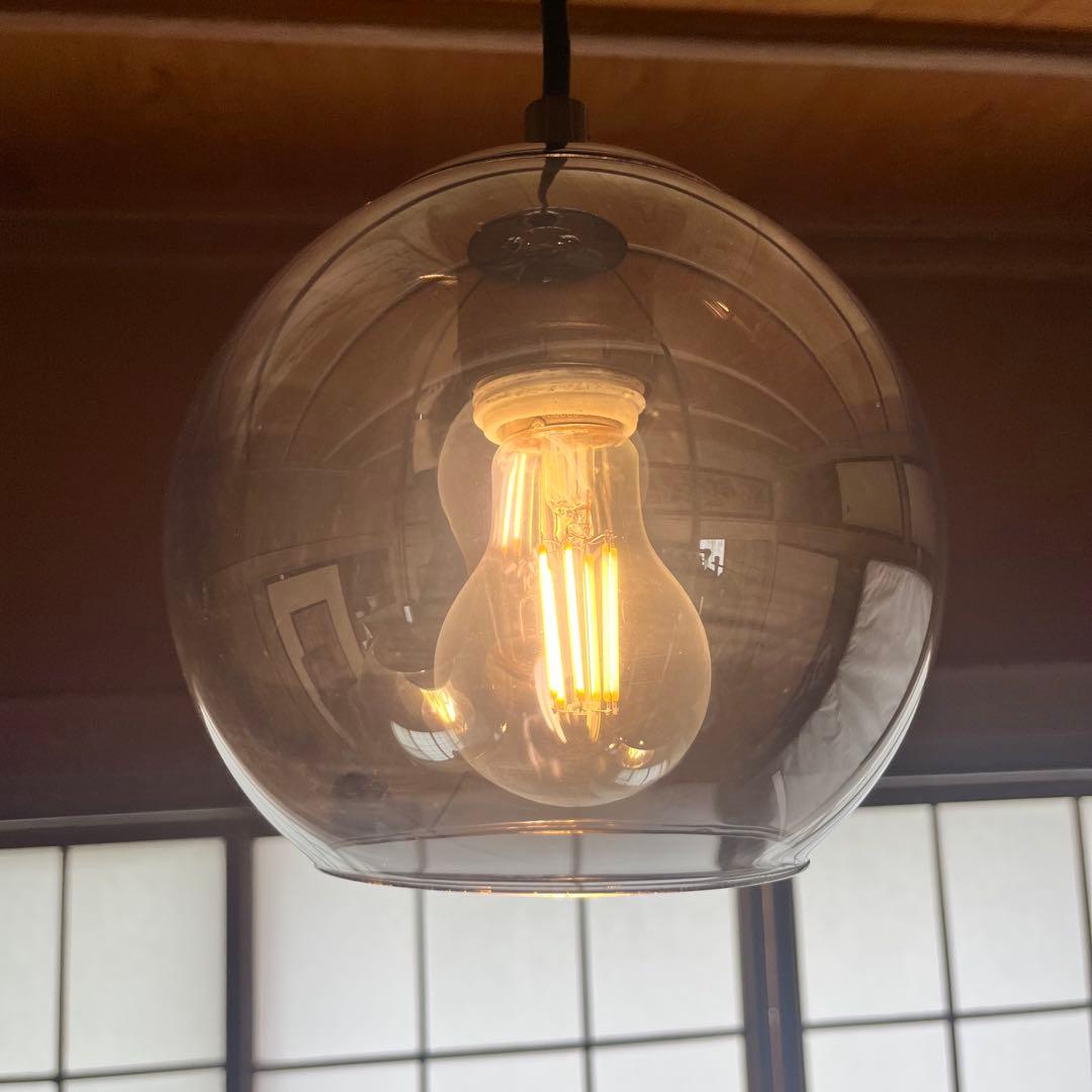 ペンダントライト　吊り下げ　ガラスシェード