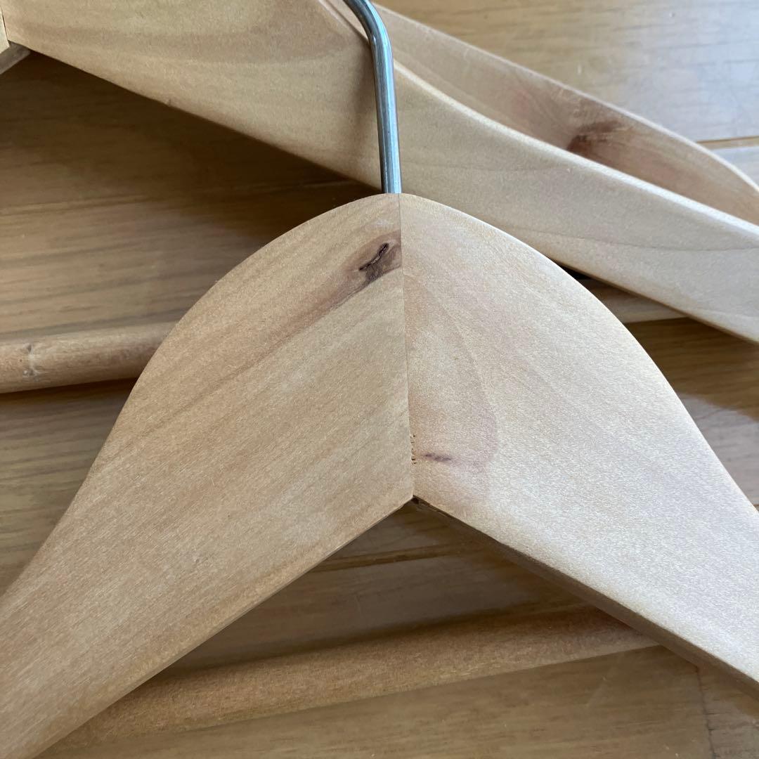 IKEA 木製ハンガー 10本セット - メルカリ