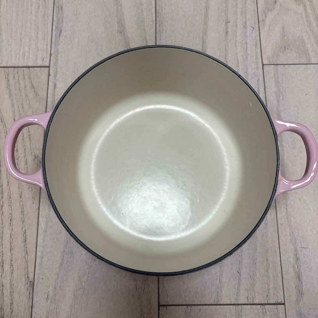 ル・クルーゼ　22cm 鍋　ピンク