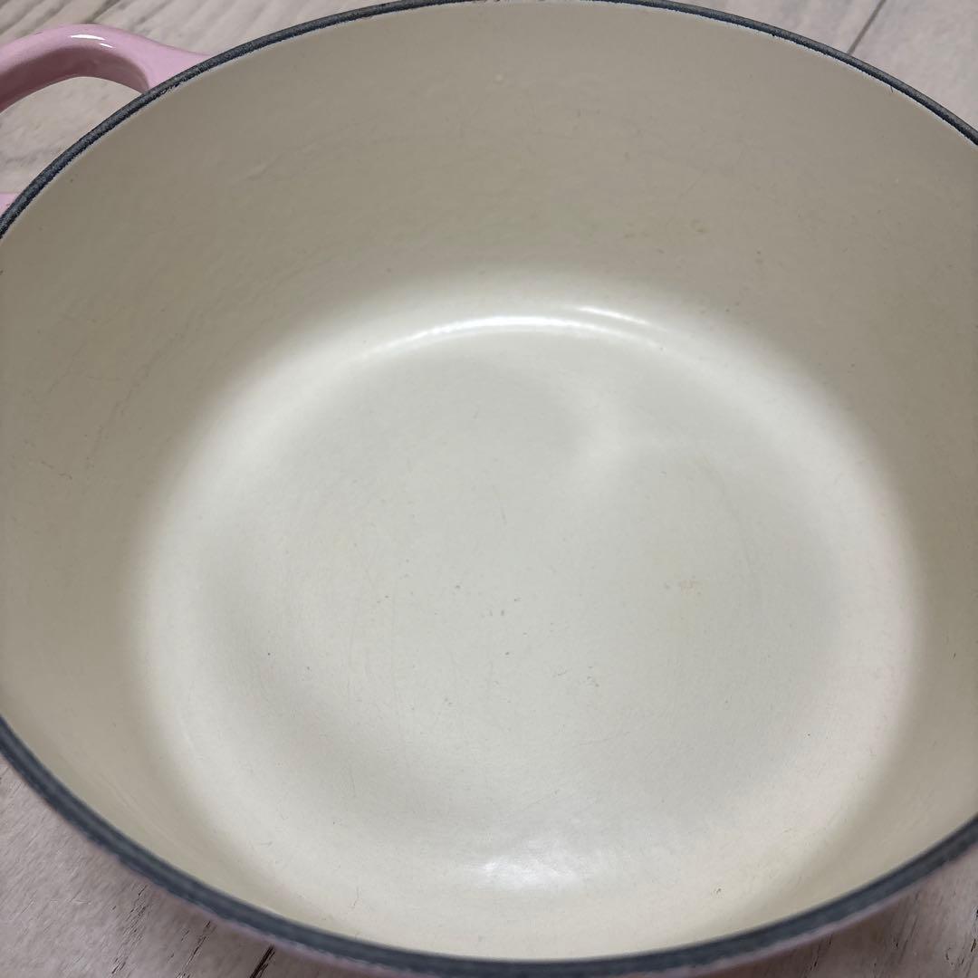 ル・クルーゼ　22cm 鍋　ピンク