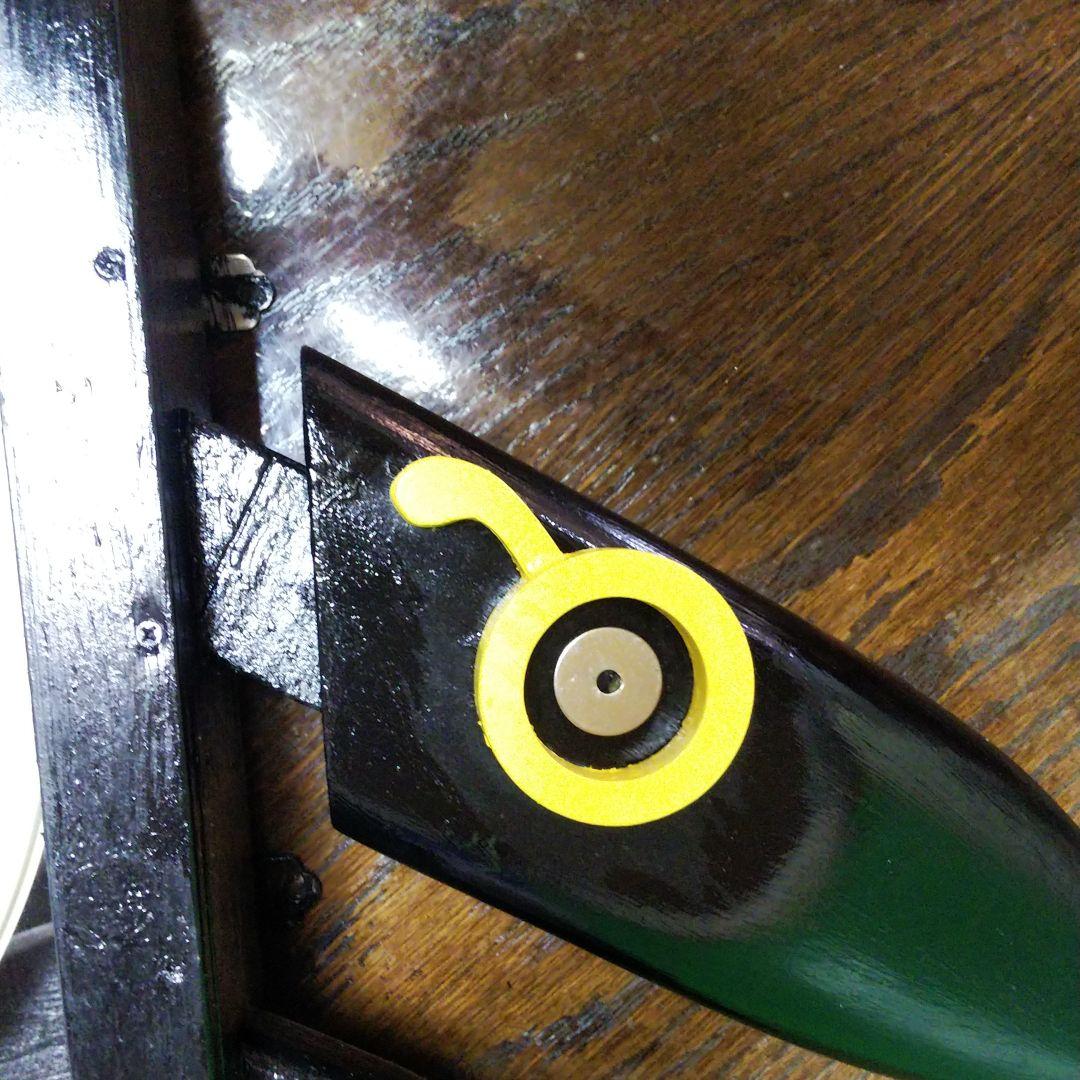 【カラスの親子型防雨電波時計】CASIO IQ−1009J 使用（プラ枠黄ばみ）