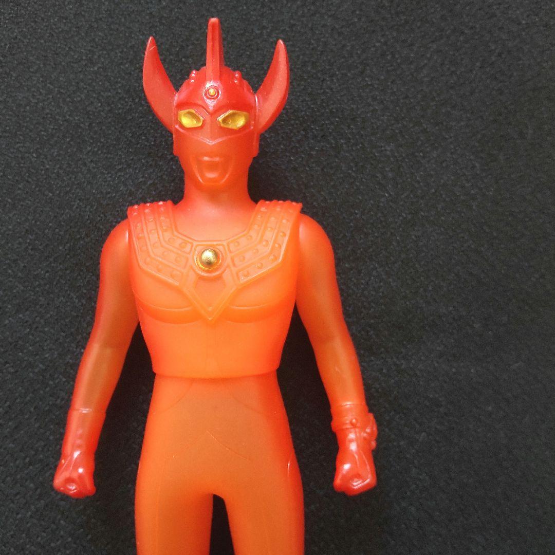 ウルトラマン タロウ ウルトラ ダイナマイト Ver. ソフビ フィギュア