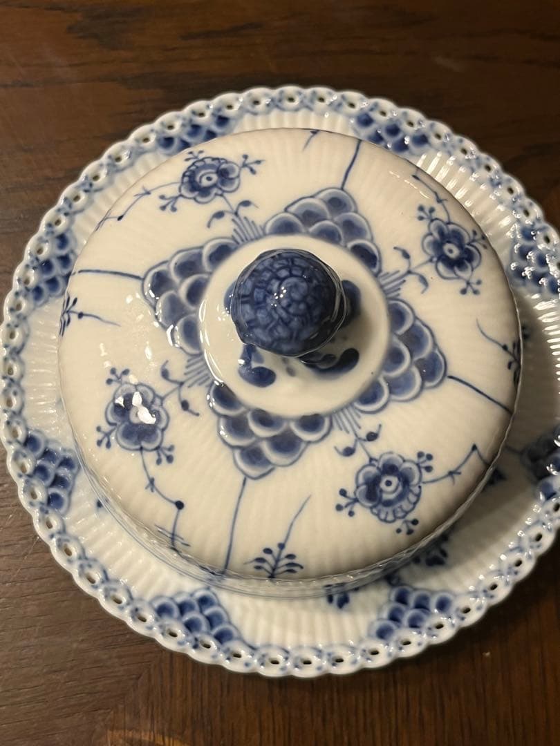 ロイヤルコペンハーゲン ハーフレース　ドーム型バターディッシュ　レア