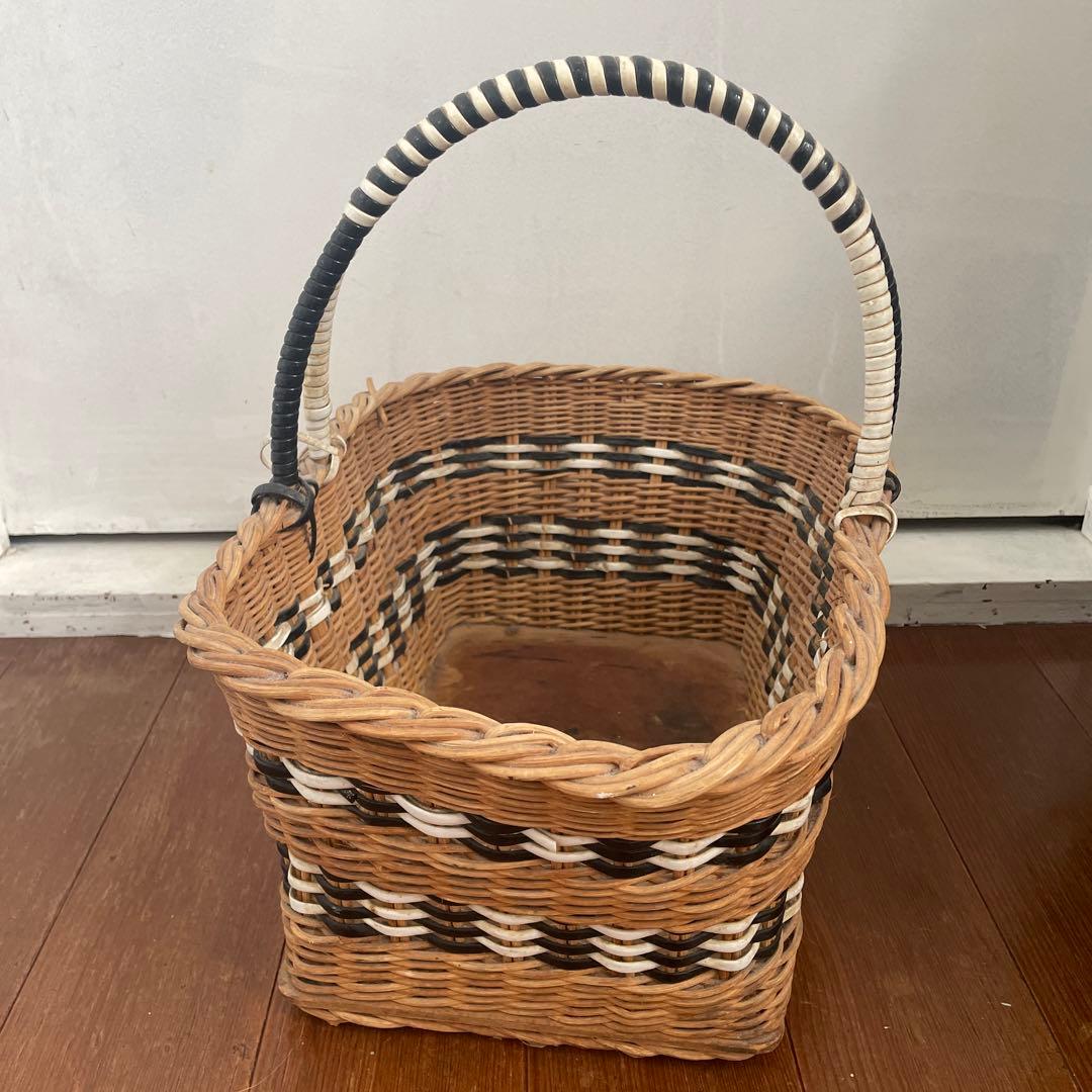 アンティーク　かご　バスケット　フランス　蚤の市　ブロカント