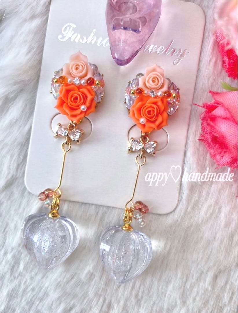薔薇ビジュー♡氷っぽい鬼灯レジンチャーム　ピアス/イヤリング✩*॰¨