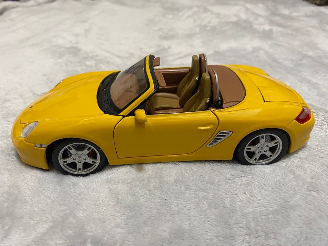 ミニカー Maisto PORSCHE Boxster S(Type987) 1/18