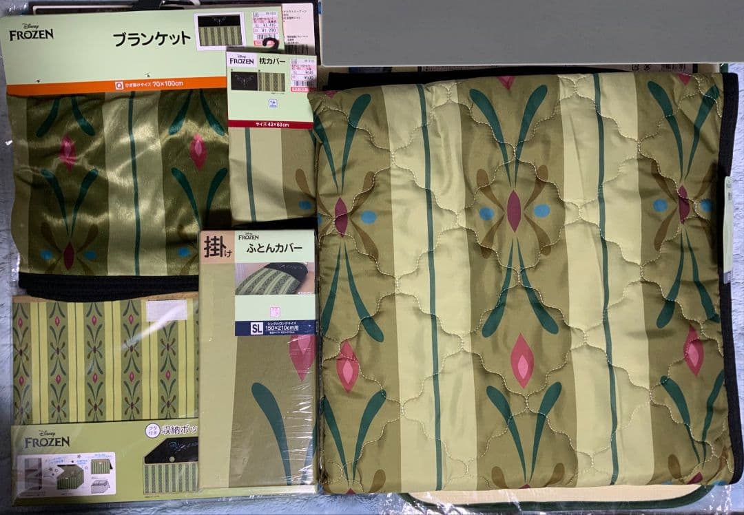 ディズニー アナ雪 ファンスプホテル しまむら ルシファー フィギュア 寝具