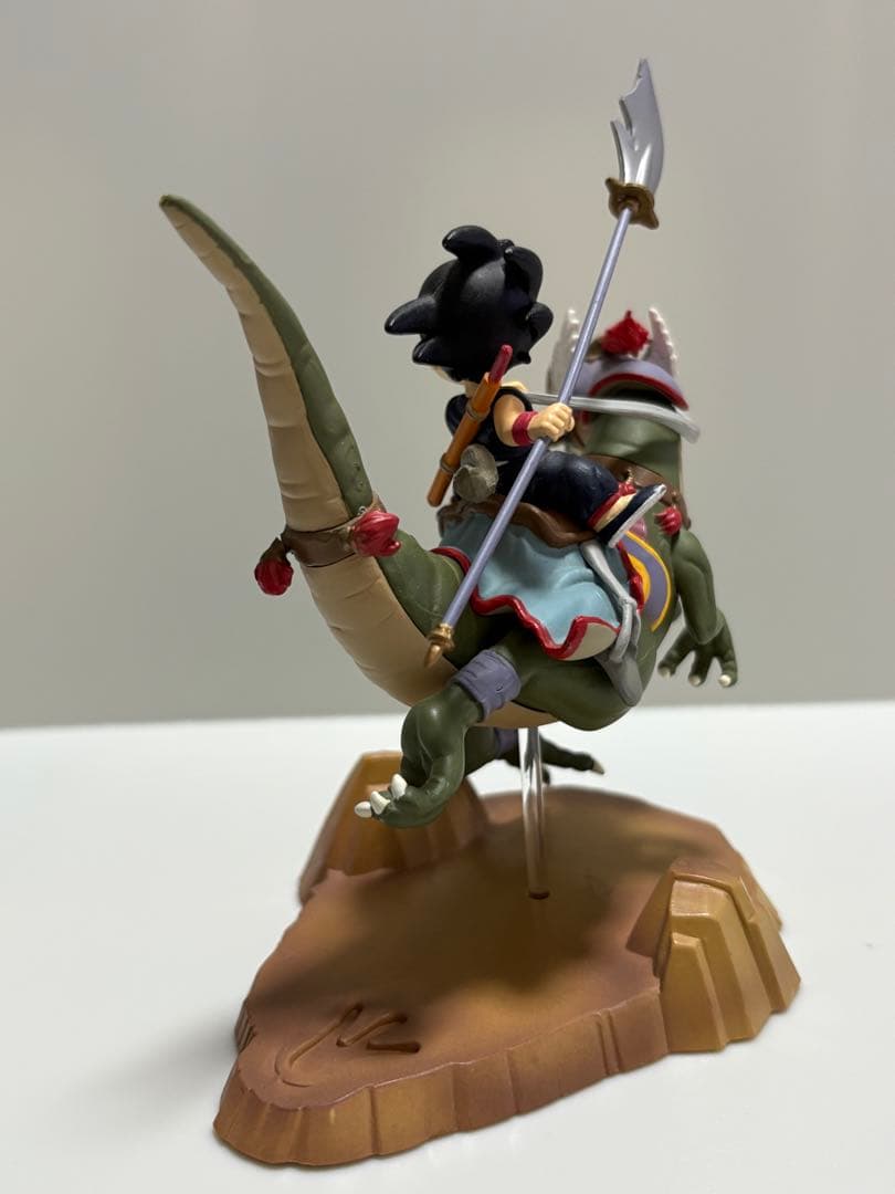 非売品　ドラゴンボール 孫悟空 恐竜 フィギュア ミュージアムコレクション　伍