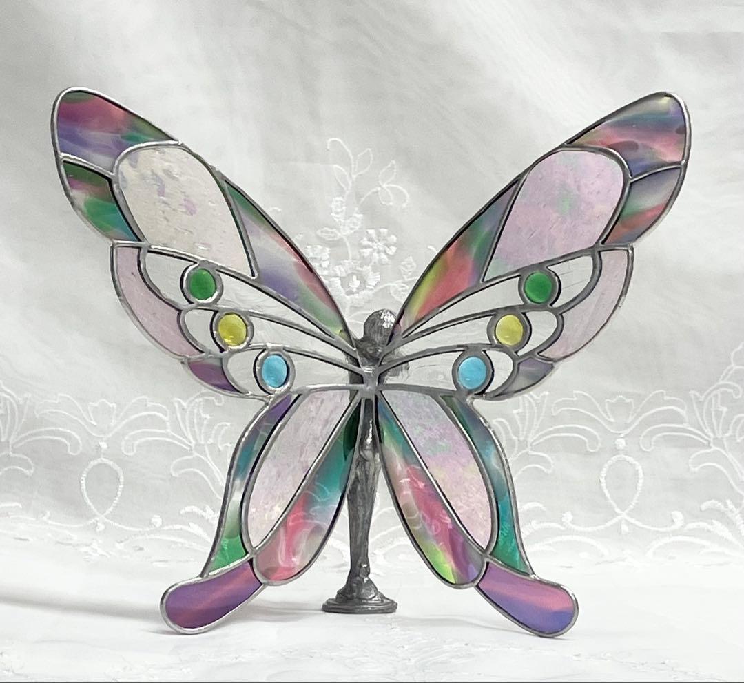 ステンドグラスのバタフライレディ　蝶の置物　フリモントのアンティークガラス使用
