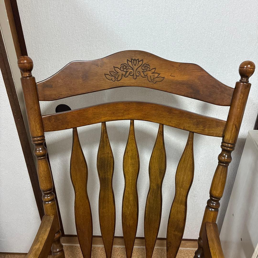 不二貿易　木製　ロッキングチェア 椅子　肘掛け付 彫刻