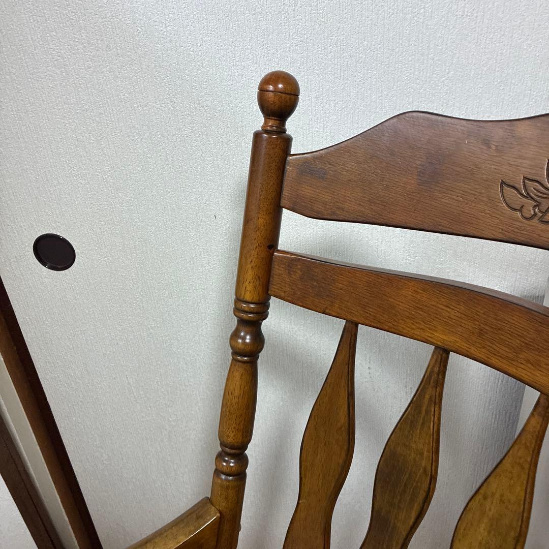 不二貿易　木製　ロッキングチェア 椅子　肘掛け付 彫刻