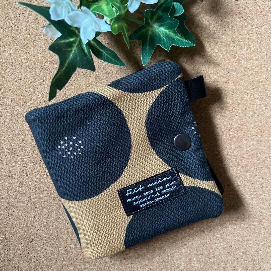 安室様　お取り置き　ボックスサイズティッシュ　携帯ケース　⌘ あんぱん　ブラウン