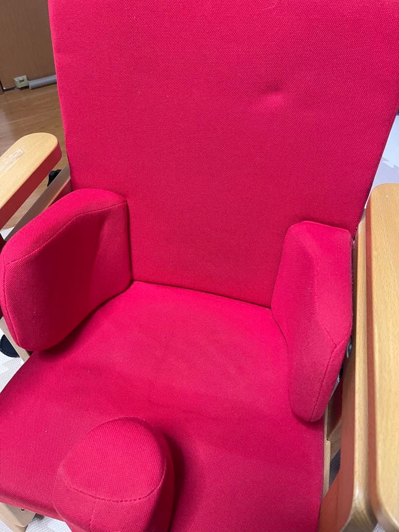 座位保持椅子　バンビーナチェア　Mサイズ