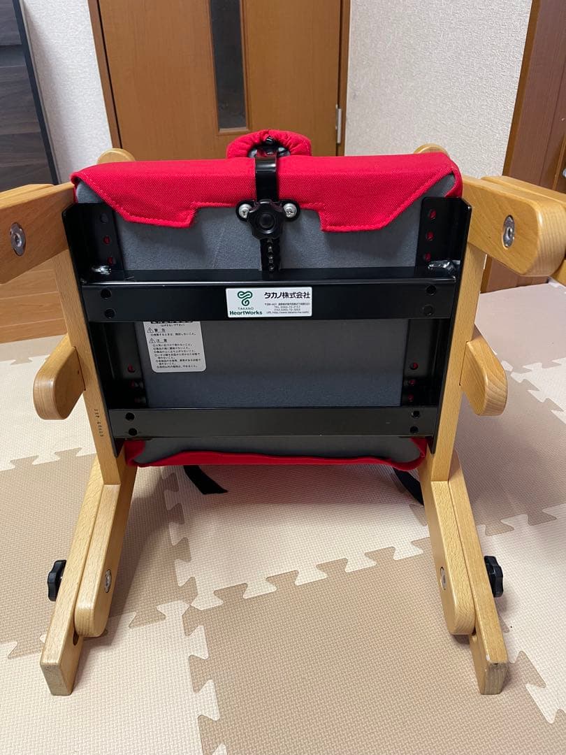 座位保持椅子　バンビーナチェア　Mサイズ