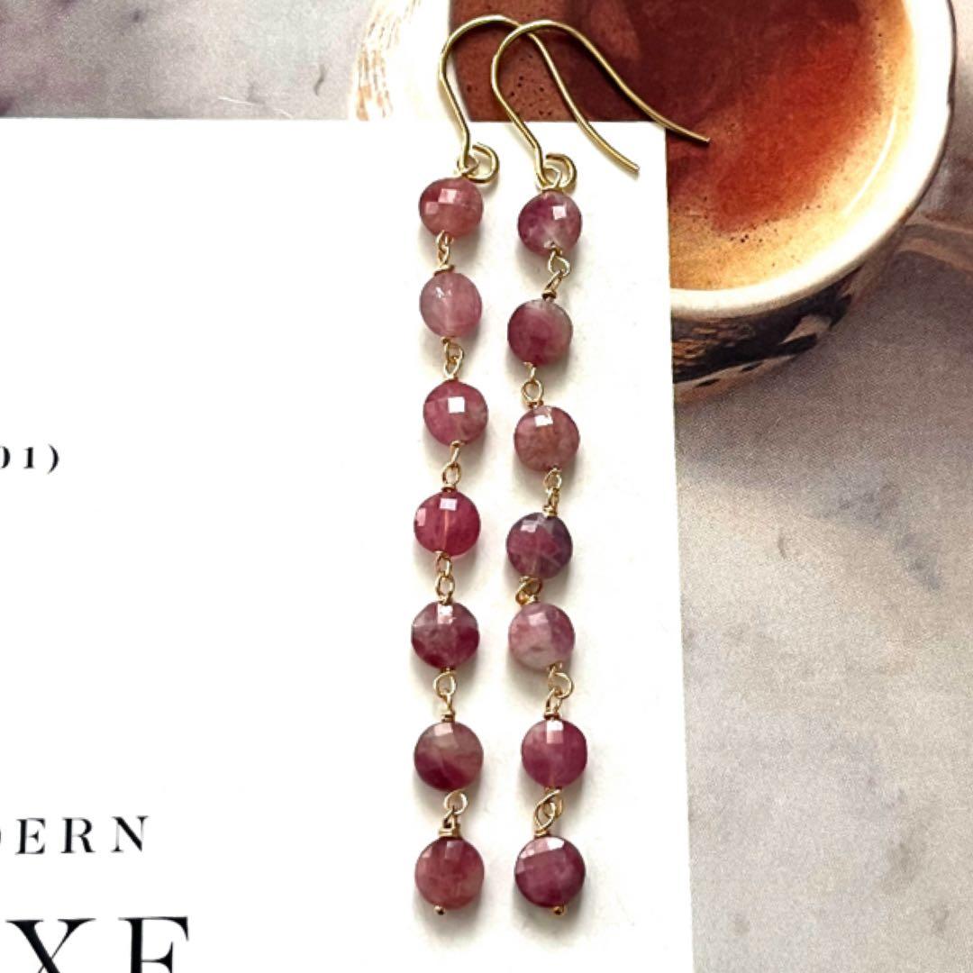 あいす☺︎ 1点作品☆ スクエア型枠ケシパールピアス