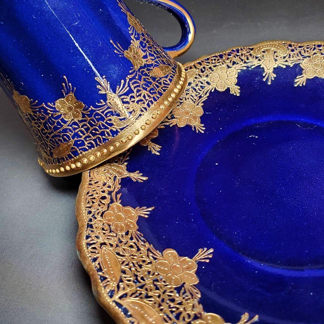 初期オールドノリタケ メープルリーフ印 金盛上藍線帯華装飾紋 カップ