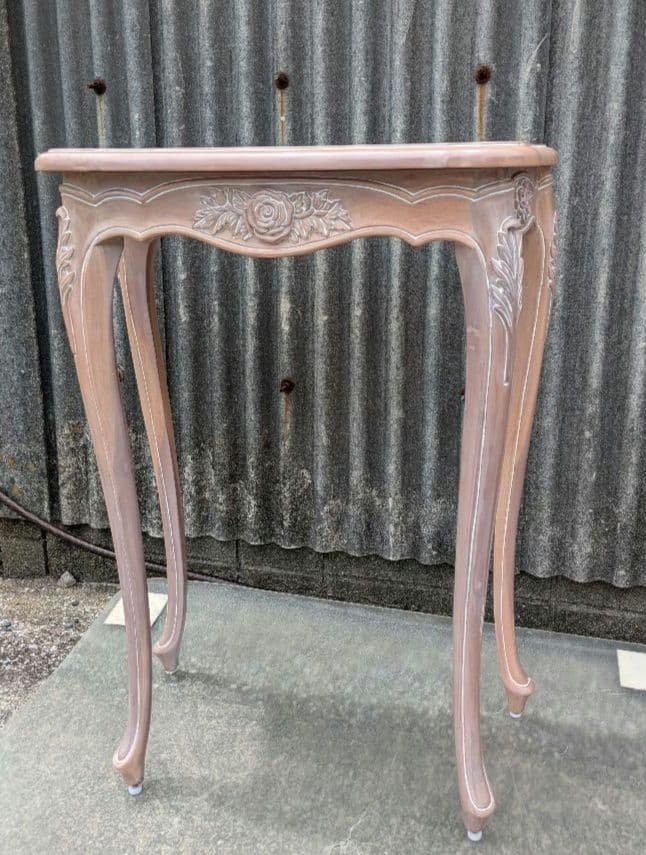 WesthouseGallery　ウエストハウスギャラリー　花台