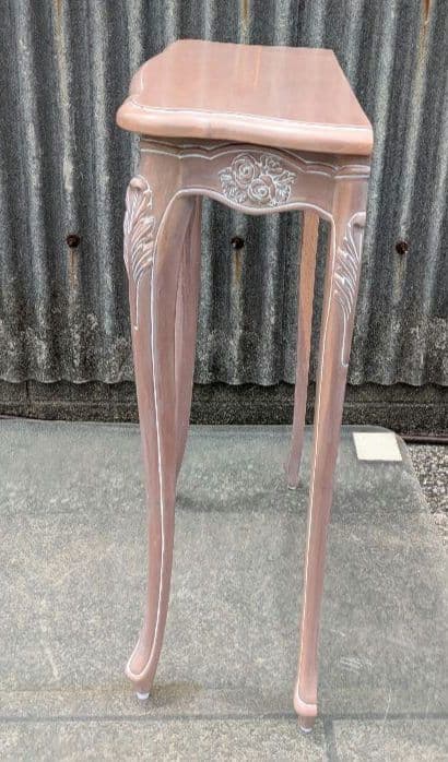 WesthouseGallery　ウエストハウスギャラリー　花台