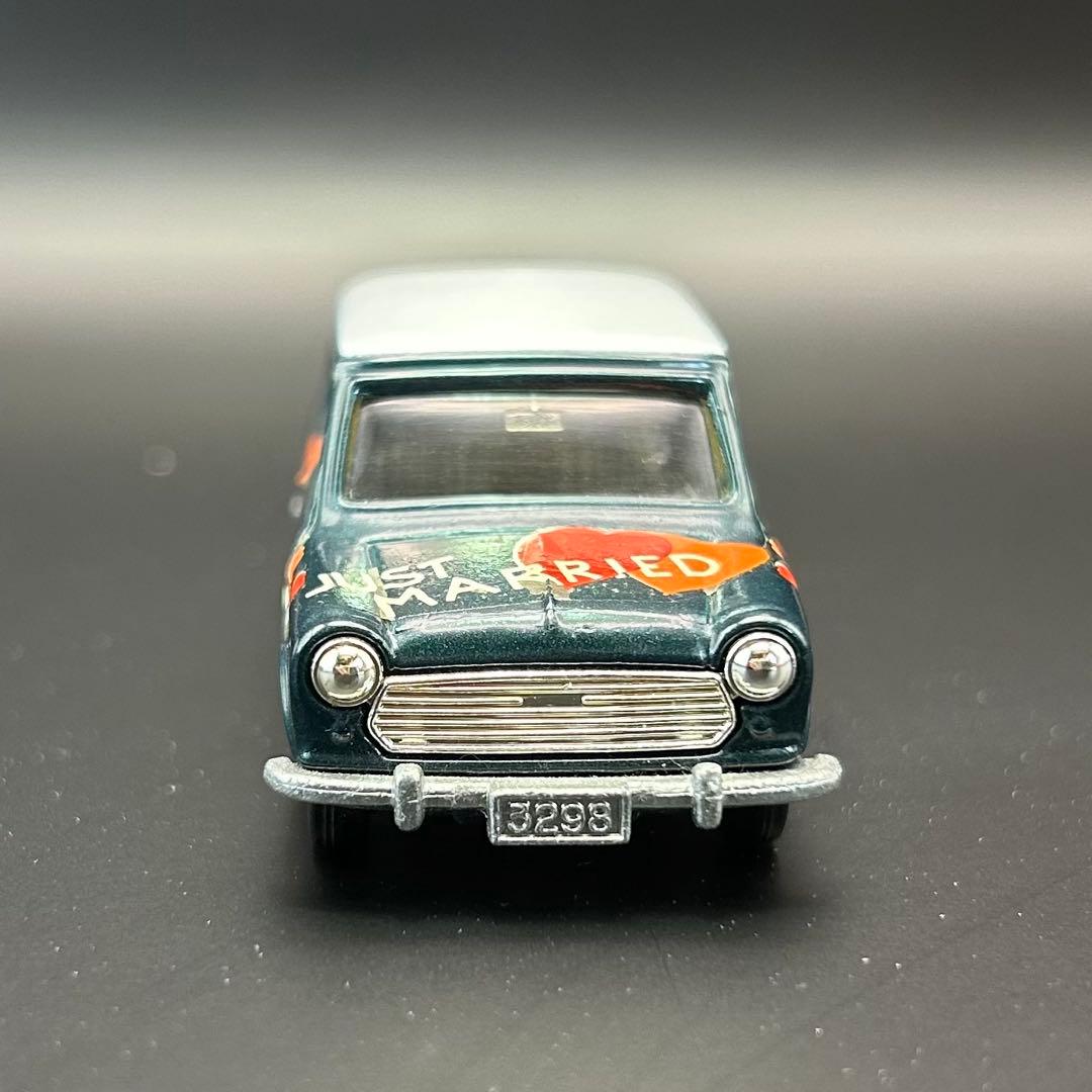レア tomica ミニクーパー トラフィック JUST MARRIED