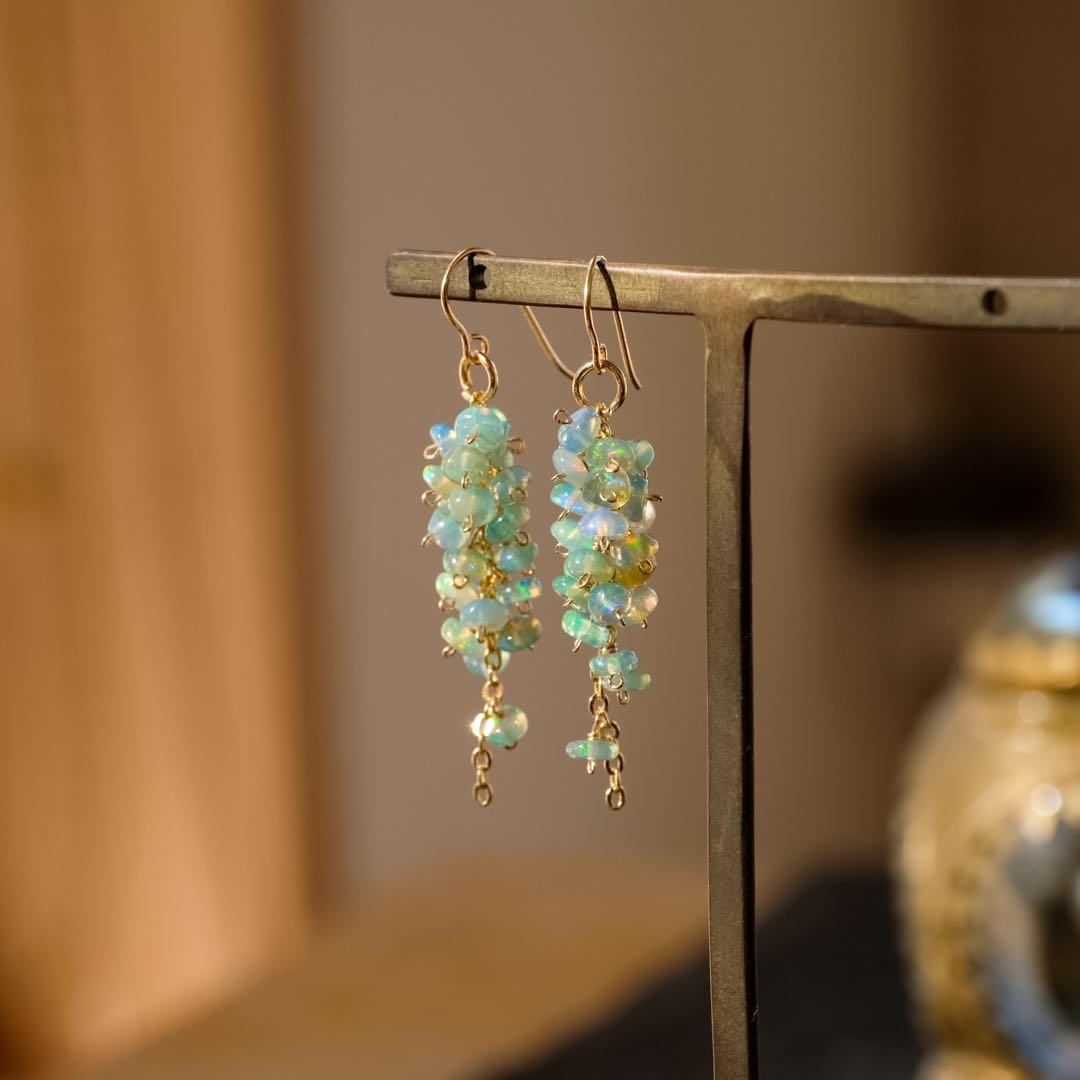 14kgfグリーンカラーオパールロンデルショートピアス/イヤリング