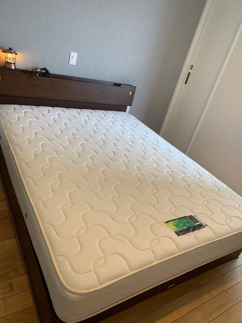 アイシン精機　高級　アスリープ　マットレス　ワイドダブル　ベットフレームセット