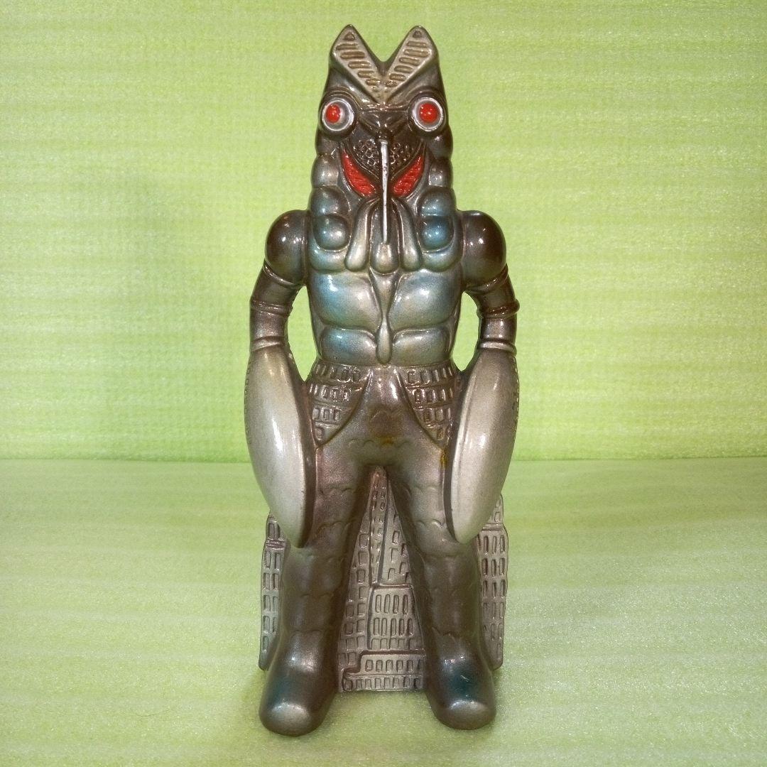 バルタン星人　貯金箱　NICHION　円谷プロ　インテリア　フィギュア　置物